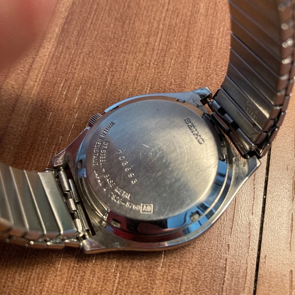 Seiko Automatic 7S26-8760 Self Winder Gray Sunburst Dial Runs Smooth 21 Jewel - Picture 6 of 7